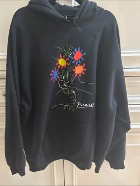 Picasso Oversized Black Hoodie with Colorful Bouquet Graphic